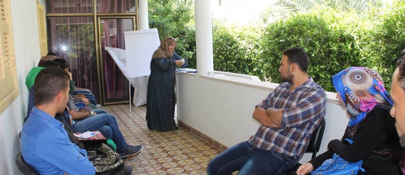 جمعية عايشة تنظم دورة لتأهيل الأزواج المخطوبين للوصول بهم لحياة زوجية آمنة 