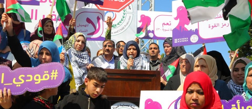 وقفة في ساحة الجندي المجهول  تزامنا مع الاضراب النسوي العالمي تحت شعار اذا توقفت النساء توقف العالم بمناسبة يوم المرأة العالمي الثامن من آذار