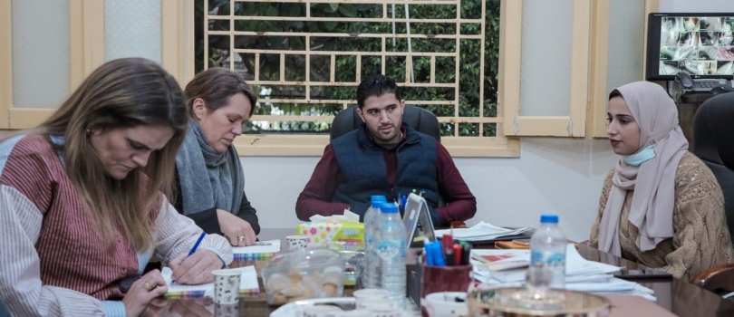 عايشة تلتقي وفد من الاتحاد الأوروبي وتطلعه على معاناة النساء في قطاع غزة