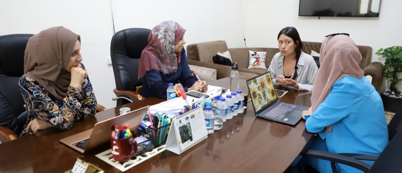 مديرة شراكة الاتحاد في مؤسسة العمل ضد الجوع تزور جمعية عايشة